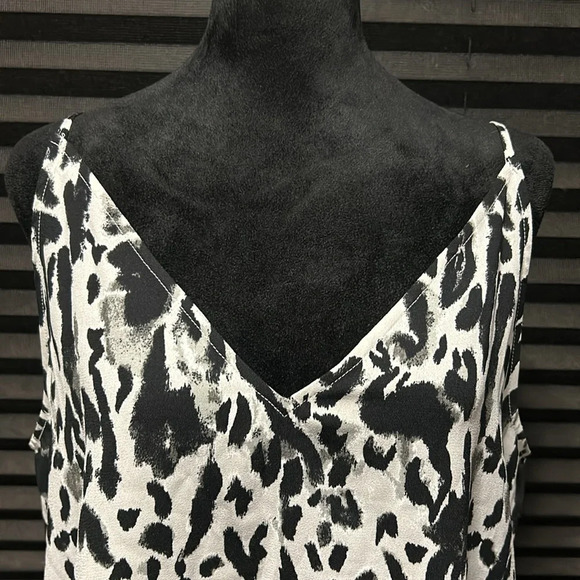 Free Press Women’s Animal Print Spaghetti Strap V-Neck Loose Fit Cami Tank Large - Picture 2 of 7
